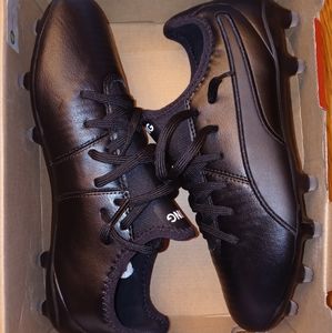 Puma Pro FG Soccer Cleats Mens 7 NIB!!!